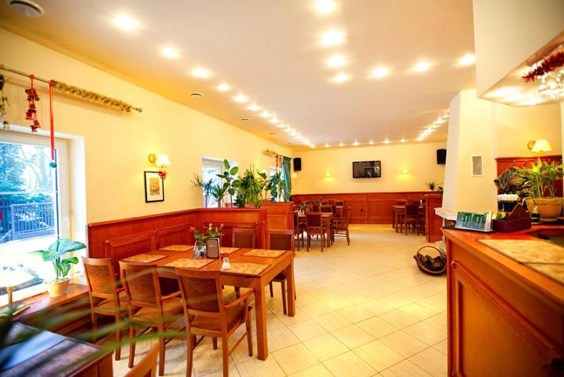 Hotel Korona Słubice Exterior foto